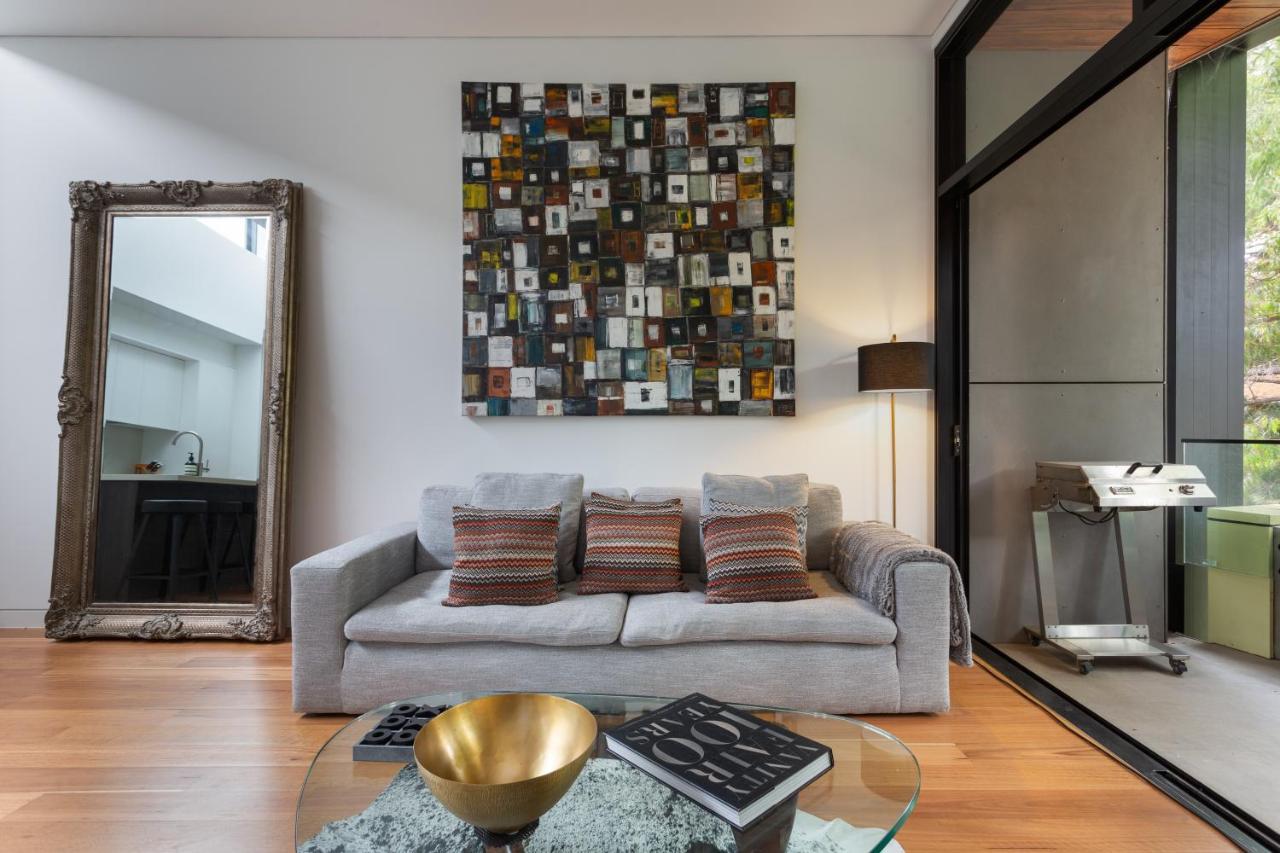 Stylish 2-Bed Apartment With Bbq Patio Near Beach Sydney Exterior foto
